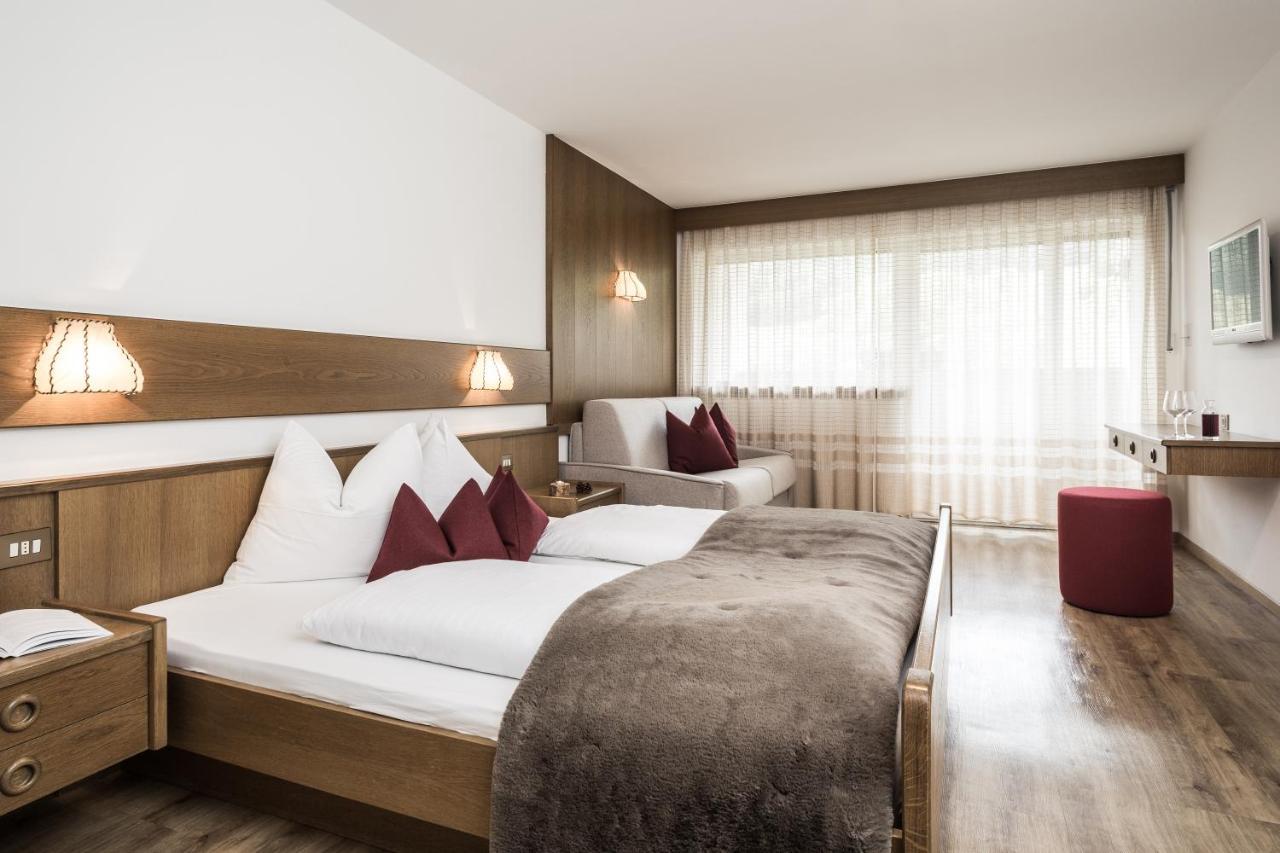Hotel Zum Loewen - Al Leone Mölten Dış mekan fotoğraf