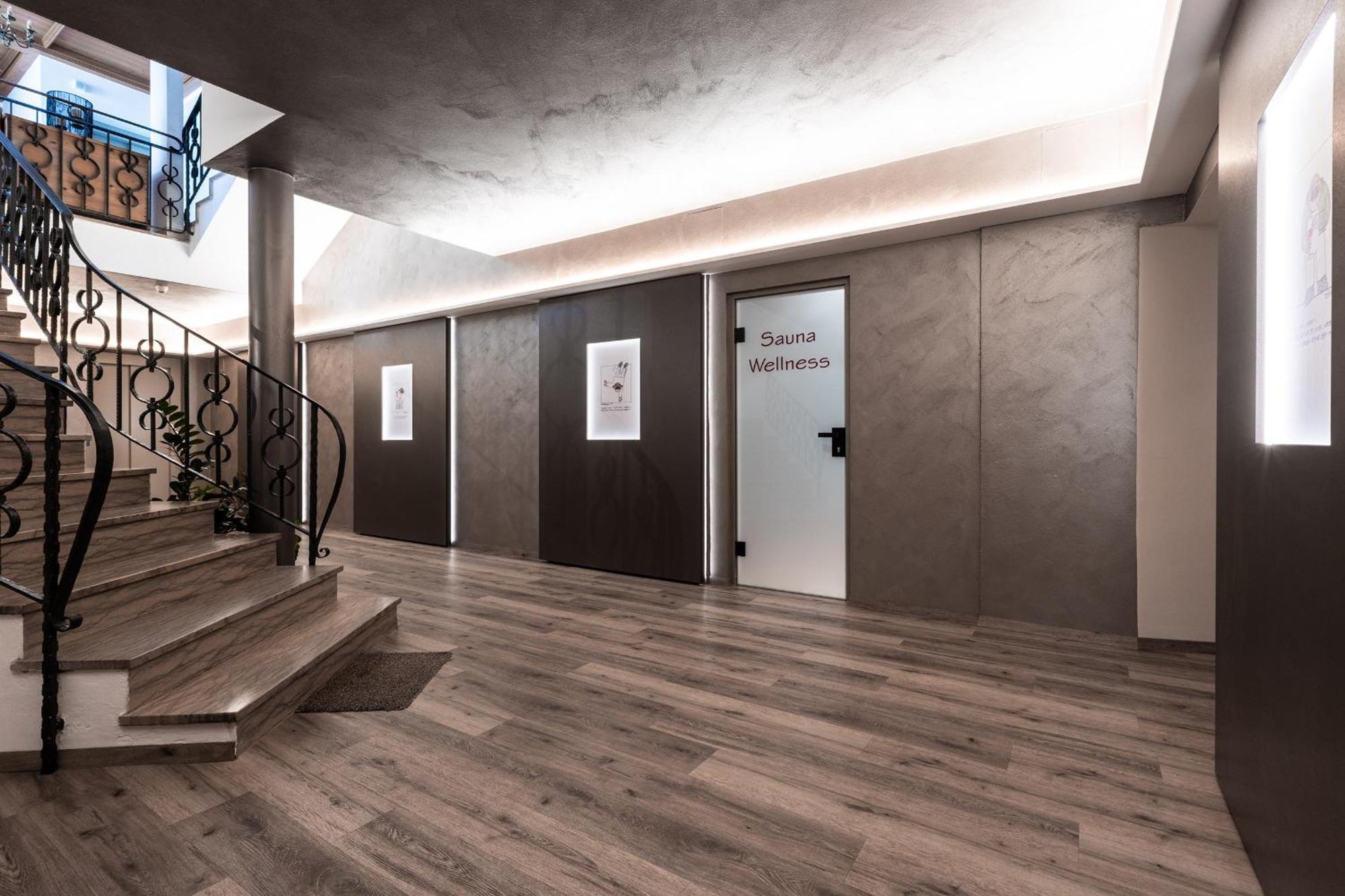 Hotel Zum Loewen - Al Leone Mölten Dış mekan fotoğraf