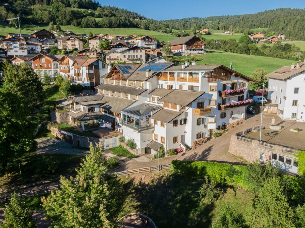 Hotel Zum Loewen - Al Leone Mölten Dış mekan fotoğraf